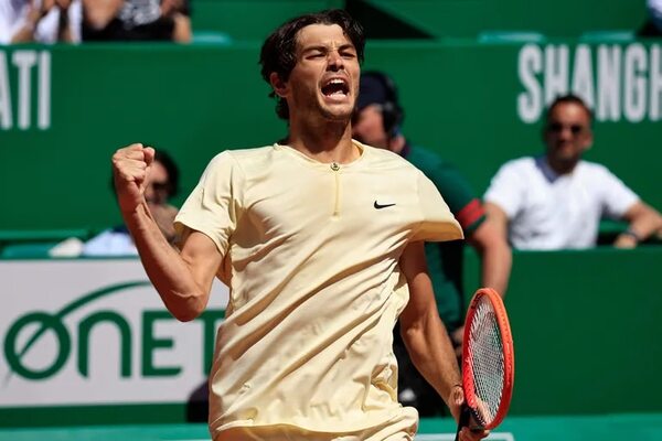 Montecarlo queda sin el campeón Tsitsipas - Polideportivo - ABC Color