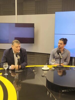 AUDIO: Pasajeros Fantasma: Desde OPAMA insisten en transparencia de sistema de transporte y Viceministerio habla de “negligencia y complicidad” entre funcionarios y empresarios - Contacto Ciudadano - ABC Color