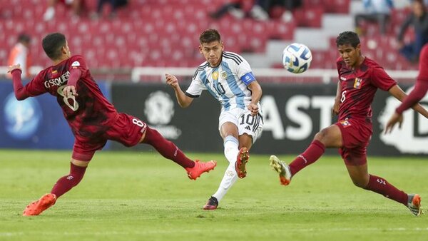 Argentina, Brasil y Ecuador parten en dos el hexagonal final