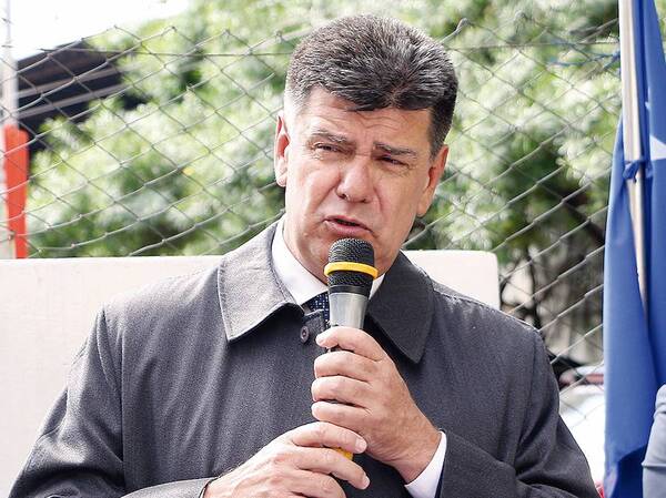 Analista político afirma que Efraín Alegre no logra unir a la gente inconforme - ADN Digital
