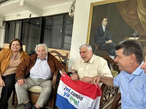Diario HOY | Querey repudia a Efraín por usar imagen de Lugo con fin electoral: “Todo tiene un límite”