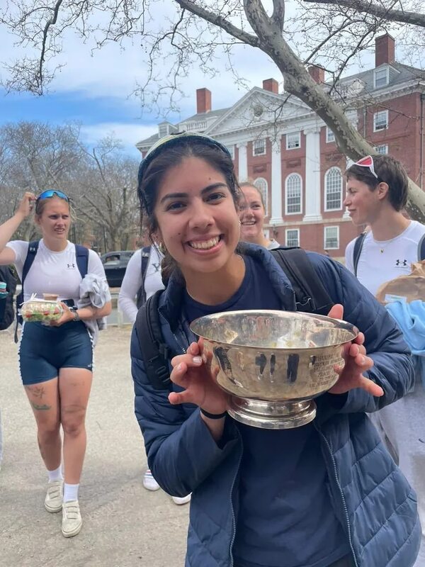 Martínez se alza el clásico Yale-Harvard - Polideportivo - ABC Color