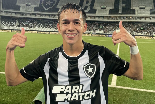 Versus / Matías Segovia debutó oficialmente con la camiseta del Botafogo en el Brasileirão