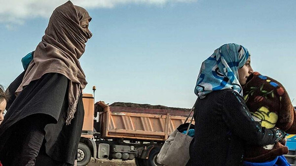 Diario HOY | Clausuran 150 comercios en Irán porque empleadas no llevaban velo