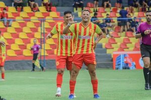 Martín Ledesma venció a Rubio Ñu y escala a la sexta posición - Fútbol de Intermedia - ABC Color