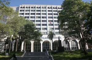 Aguardan que la Corte resuelva sobre situación de estudiante exiliada en Uruguay - ADN Digital
