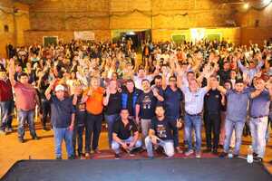 Exitosa gira de Dani Mujica y su equipo por distritos del Alto Paraná - Noticde.com