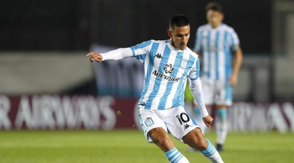 (VIDEO) El pelotero Matías Rojas logra un golazo de penal “asha”