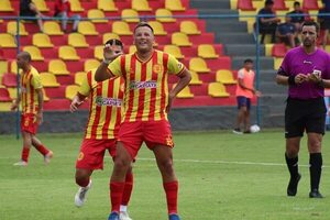 Martín Ledesma conquista su primer triunfo en la Intermedia - Fútbol de Ascenso de Paraguay - ABC Color