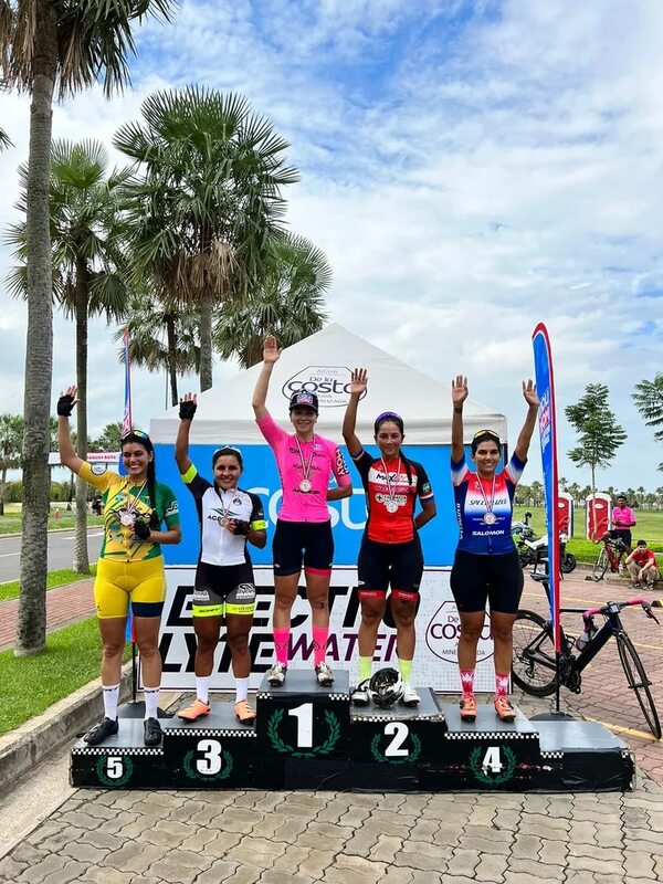 Ciclismo: Campeones de la Copa Paraguay de Ruta en Chaco’i - Polideportivo - ABC Color