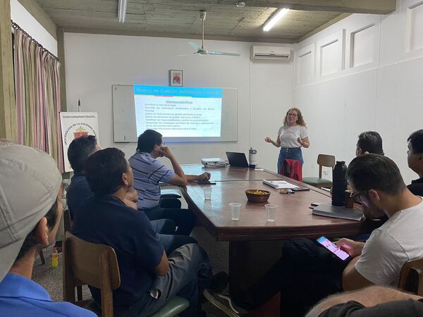 Socializan proyecto “Resiliencia Urbana” a referentes comunitarios de Asunción - .::Agencia IP::.