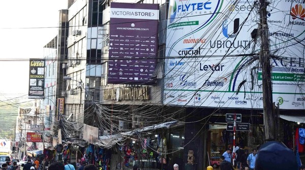 Empresas piden más tiempo para retiro de cables en el microcentro - Noticde.com
