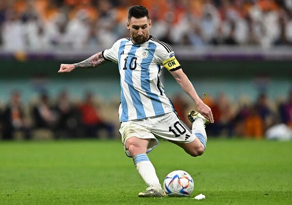 Messi deshoja margaritas - El Independiente