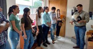 Estudiantes de la FIUNA realizaron visita técnica al INTN de Ayolas