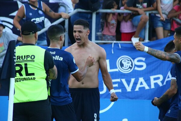 Versus / ¡Ocho goles en 10 partidos! Alex Arce, el goleador del Ascenso argentino