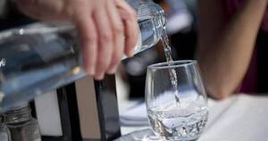 La Nación / Denunciarán a 93 aguateras que proveen agua no potable a usuarios