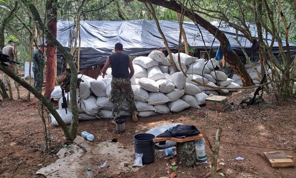 Asestan golpe de casi USD 20 millones al narcotráfico tras operativo en Yby Yaú