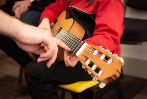 Abren convocatoria para cursos gratuitos de iniciación musical - ABC en el Este - ABC Color