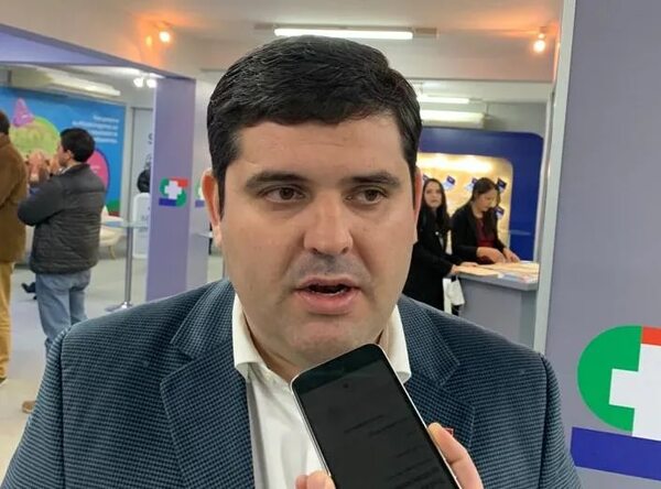 Senacsa anuncia avance hacia la era digital, con 26 trámites por web - Nacionales - ABC Color