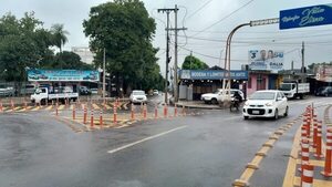 Vecinos de Tres Bocas exigen rediseñar rotonda - Nacionales - ABC Color