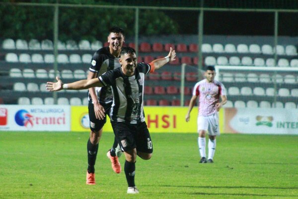 Diario HOY | Santaní da el golpe en San Lorenzo y se suma a lo alto