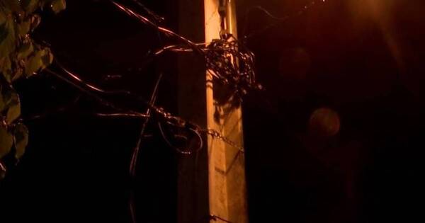 La Nación / Vecinos de Capiatá instalaron cámaras de vigilancia y en menos de 72 horas fueron robadas