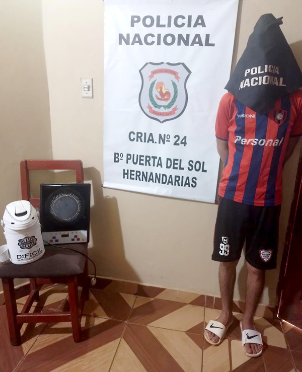 Cansada de sus fechorías, madre entrega a su propio hijo adicto y ladrón a la Policía - La Clave