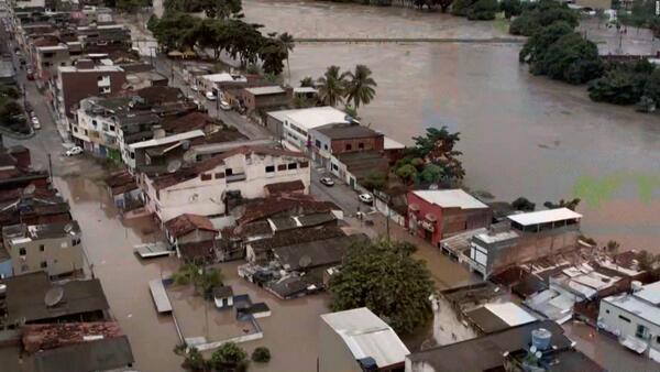 Aumenta a 136 el número de fallecidos por inundaciones en Brasil | 1000 Noticias
