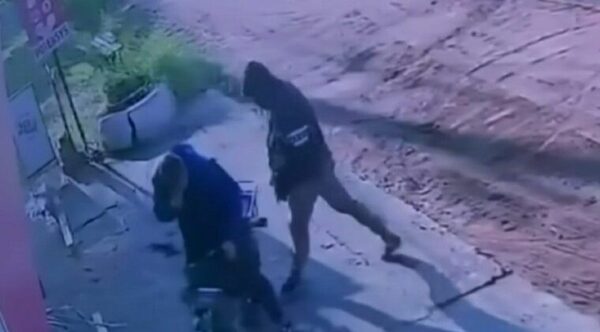 Comerciante habló con madre de asaltante abatido: “Ella no justifica acción del hijo” - Noticiero Paraguay