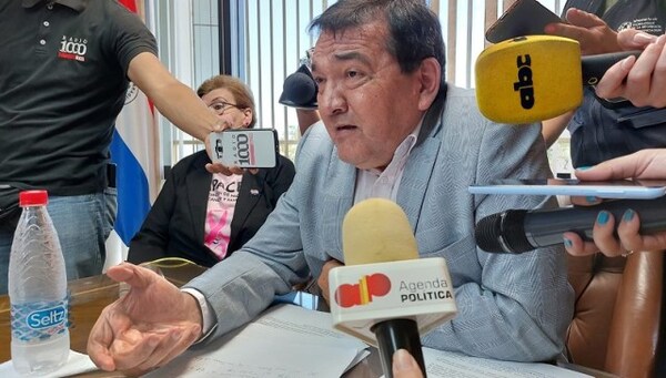 Santa Cruz presentará nuevas pruebas y se ratificará en su denuncia contra titular de la Corte