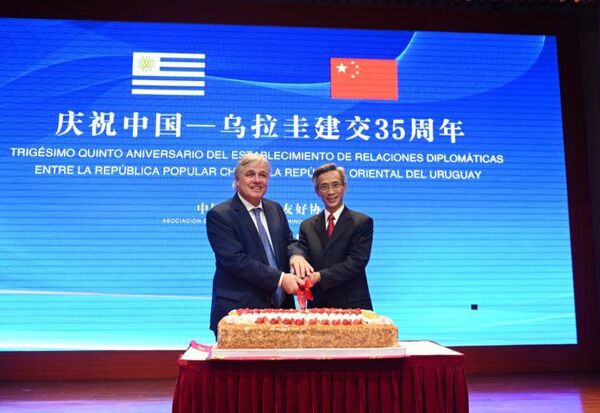Uruguay busca entablar libre comercio con China