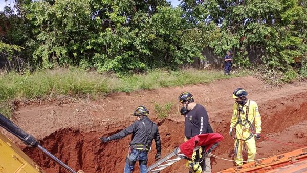 Confirman muerte de las tres víctimas del derrumbe en Luque