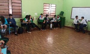 Realizan taller con adolescente sobre la osadía y el miedo en Presidente Franco