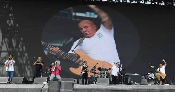 La Nación / ¡Matador! Los Fabulosos Cadillacs actuaron en el festival Coachella