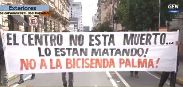 Diario HOY | Frentistas vuelven a salir a las calles para exigir que saquen bicisenda de Palma