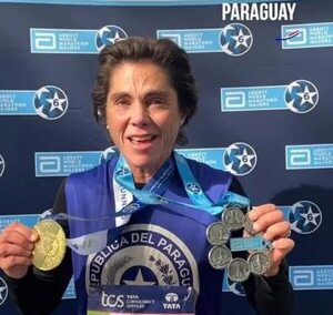 María Zubizarreta, la pionera maratonista paraguaya “6 majors” - Estilo de vida - ABC Color