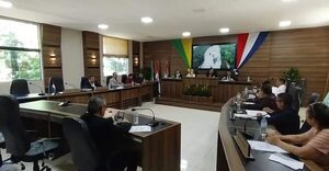 Rendición de intendente franqueño pasó de ser “un dibujo a un poema contable”, critican - ABC en el Este - ABC Color