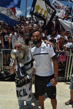 AUDIO: Super Pitín, fanático del Olimpia “Yo nunca me burlé de nadie. Yo quiero a mi club” - Cardinal Deportivo - ABC Color