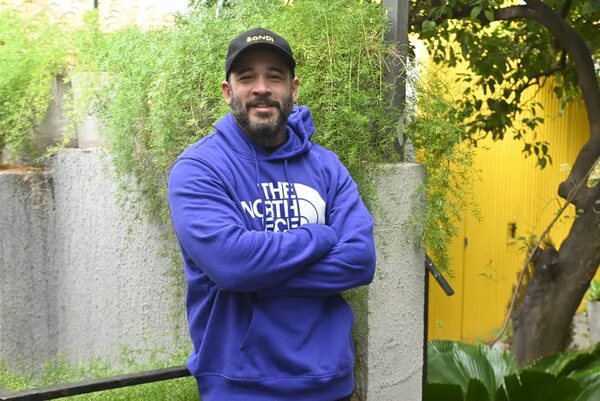 Wali Iturriaga celebra la llegada de “La Jenny” a Paraguay - Cultura - ABC Color