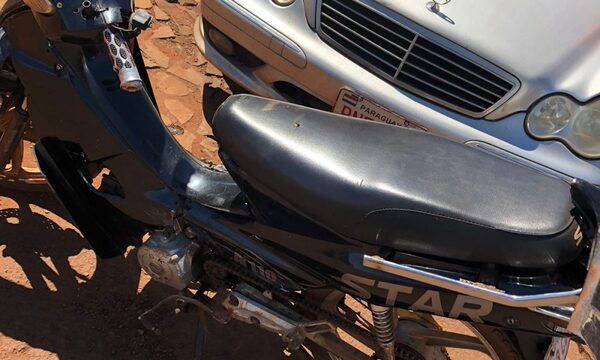 Mujer termina con lesiones tras accidente