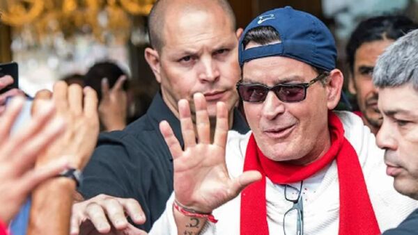 Charlie Sheen y Chuck Lorre volverán a trabajar juntos