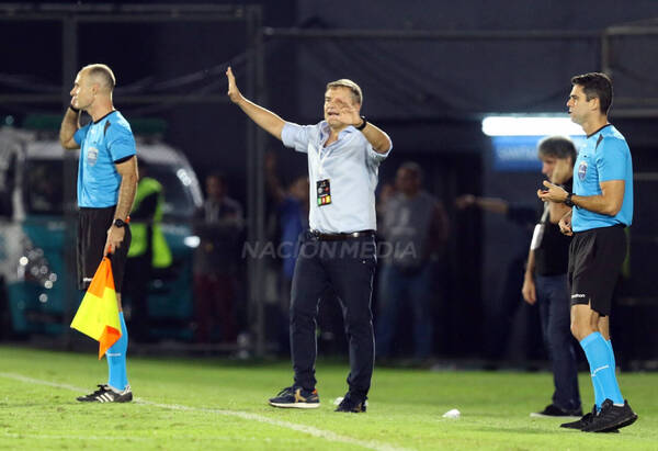 Aguirre: “Estamos contentos porque el equipo mostró compromiso”