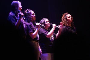 Diario HOY | “Soñando Broadway”: Homenaje a clásicos musicales en el teatro CPJ