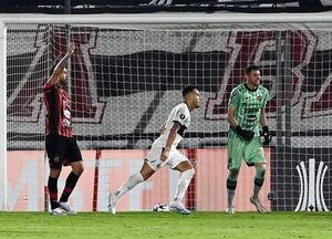 Olimpia es otra cosa en la Copa - Fútbol - ABC Color