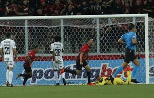 Diario HOY | Paranaense vence al Atlético Mineiro y pone a Coudet contra las cuerdas