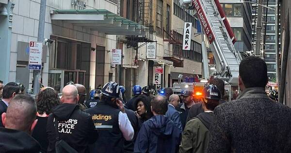 La Nación / Derrumbe de estacionamiento: reportan un muerto y cinco heridos en Nueva York