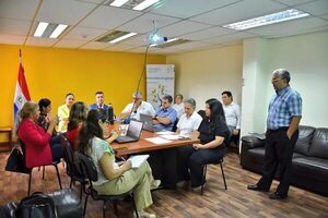 MEC niega expulsión de Feipar y aclara que otras federaciones pidieron su exclusión de la mesa de trabajo - Nacionales - ABC Color
