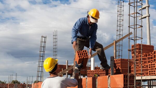 La informalidad laboral, uno de los desafíos para el nuevo Gobierno | Análisis Macro | 5Días