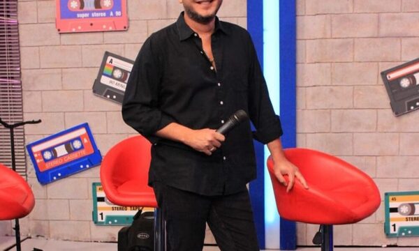 Junior pichado con artistas que no quieren colaborar con otros