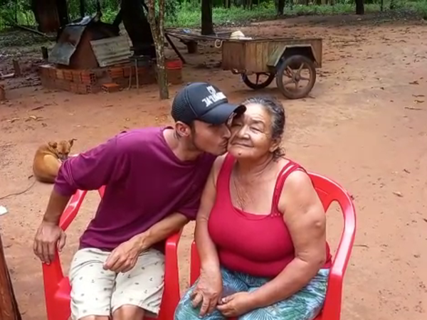 Una historia de amor: Ña Rufina tiene 69 y Juan Ramón tiene 27 años - C9N
